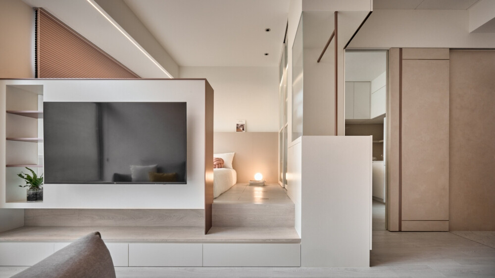 淺色系營造寬闊感